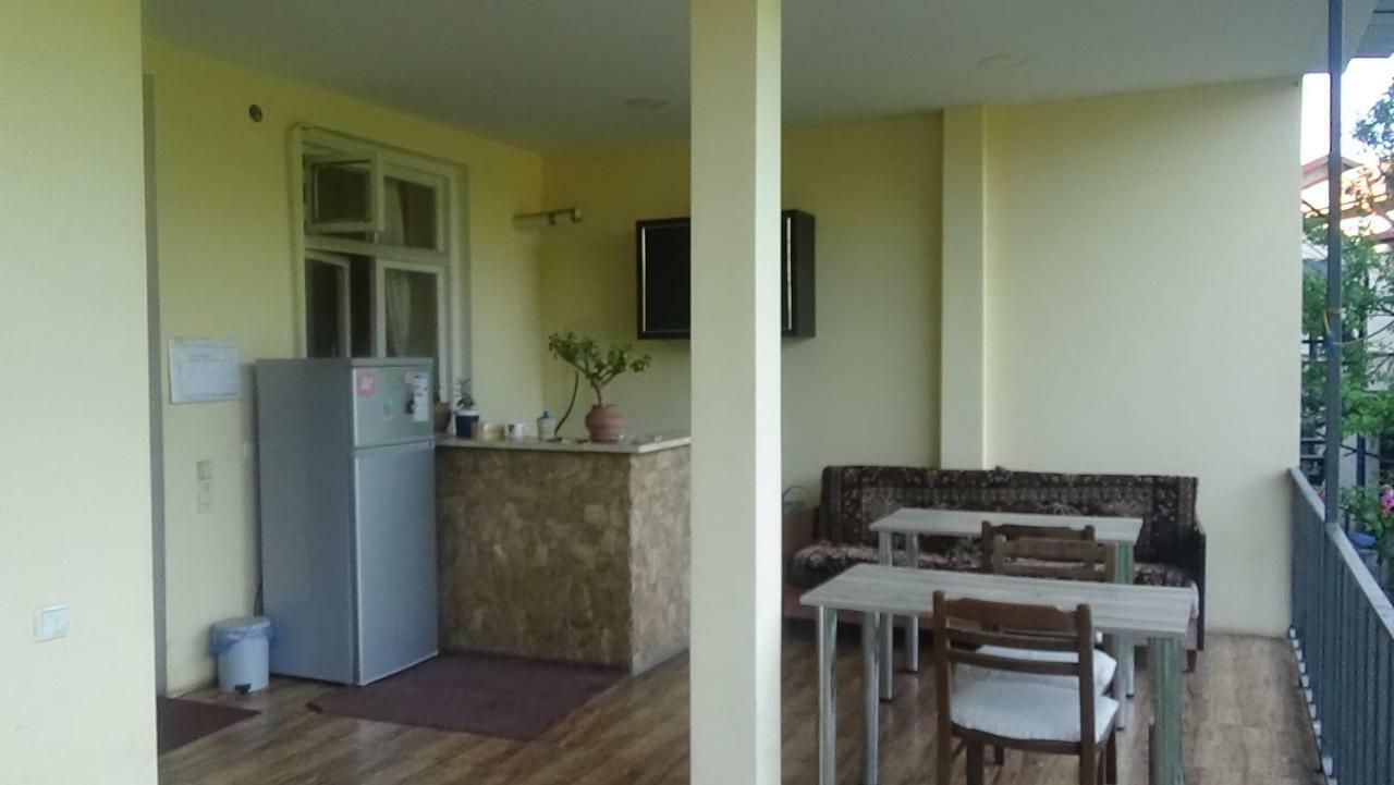 Guest House Ebralidze Mtsʼkhetʼa Eksteriør bilde